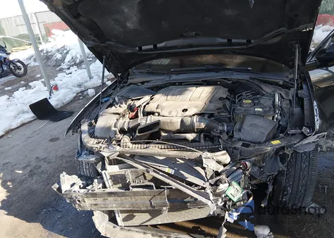 2016 Jaguar Xf S z USA, uszkodzony, nr VIN SAJBG4BV4GCY08186